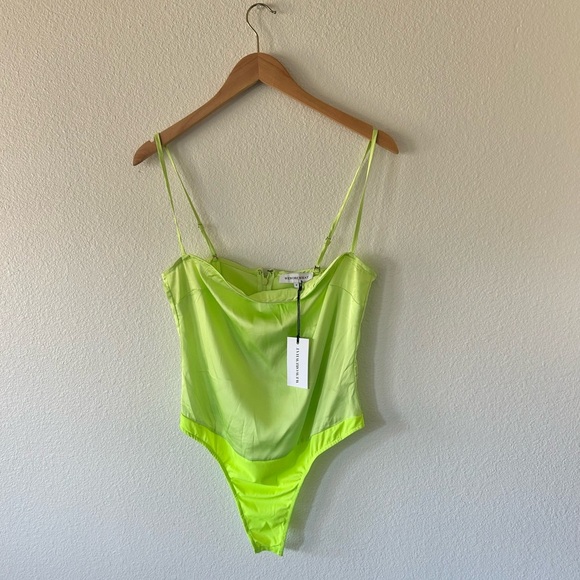 NWT WeWoreWhat Strapy Bodysuit in Sharp Green - Picture 2 of 5